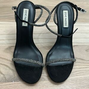 Steve Madden Breslin Black heels